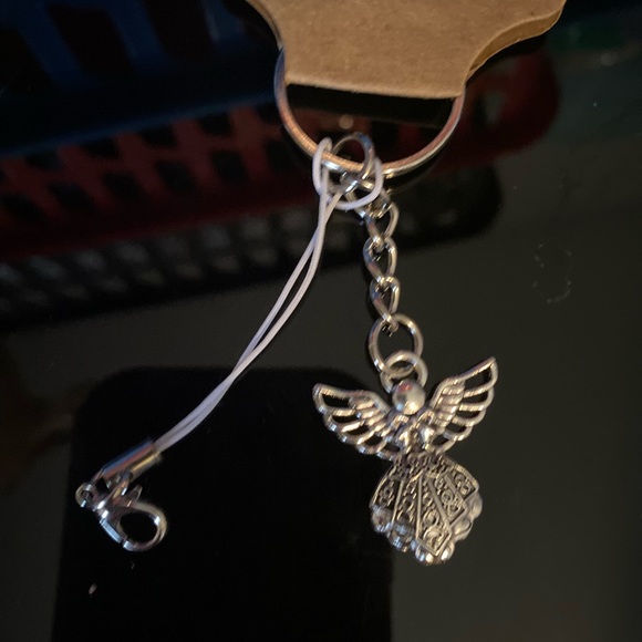 Angle key chain. - Picture 3 of 3